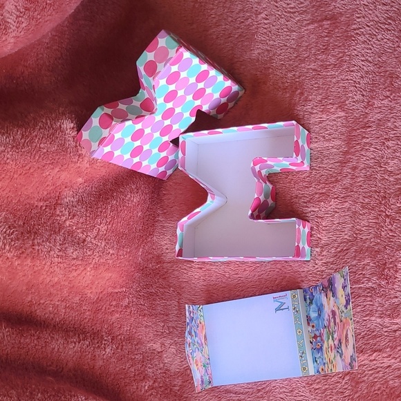 "M" Trinket Box with Notepad - Picture 2 of 2